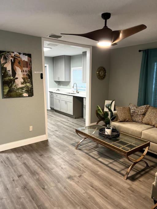 3bdrm Fruit Tree Near Downtown Hébergement de vacances *